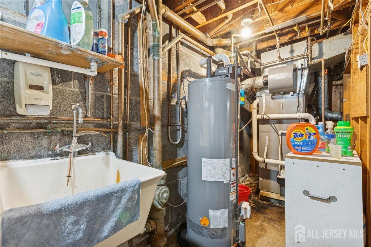 28 Debra Place Sewaren NJ 07077
