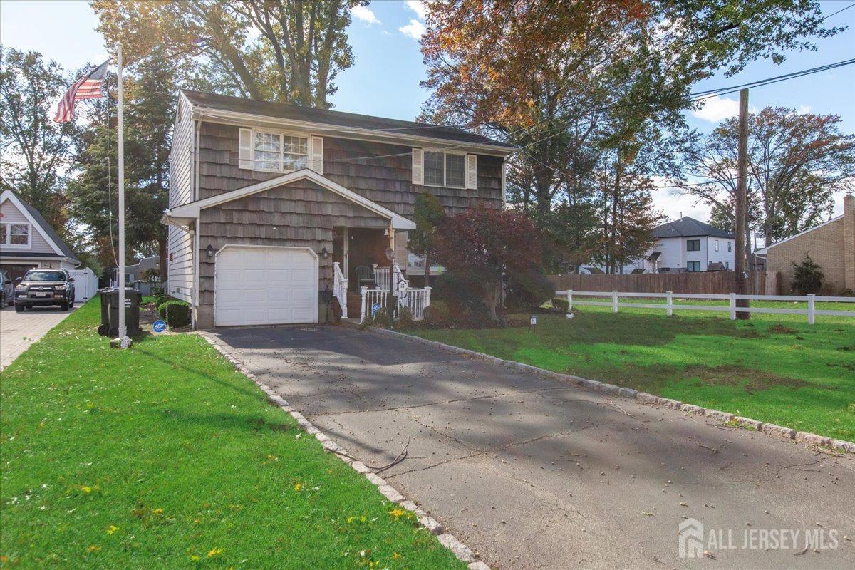 28 Debra Place Sewaren NJ 07077