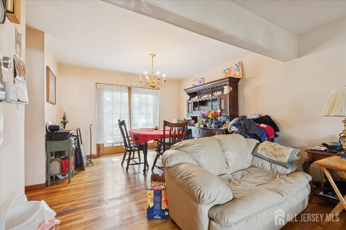 28 Debra Place Sewaren NJ 07077