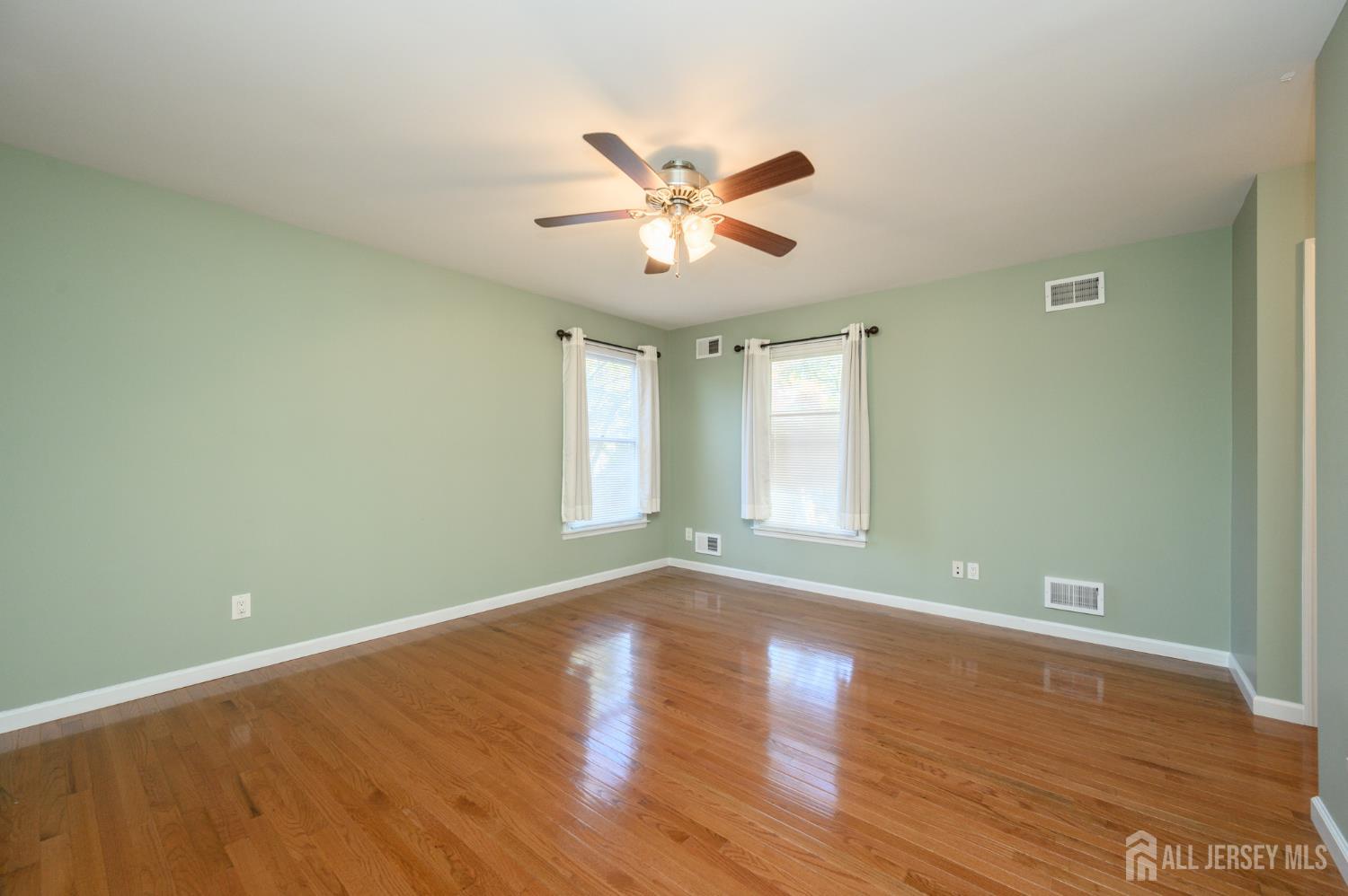 42 Highview Road East Brunswick NJ 08816