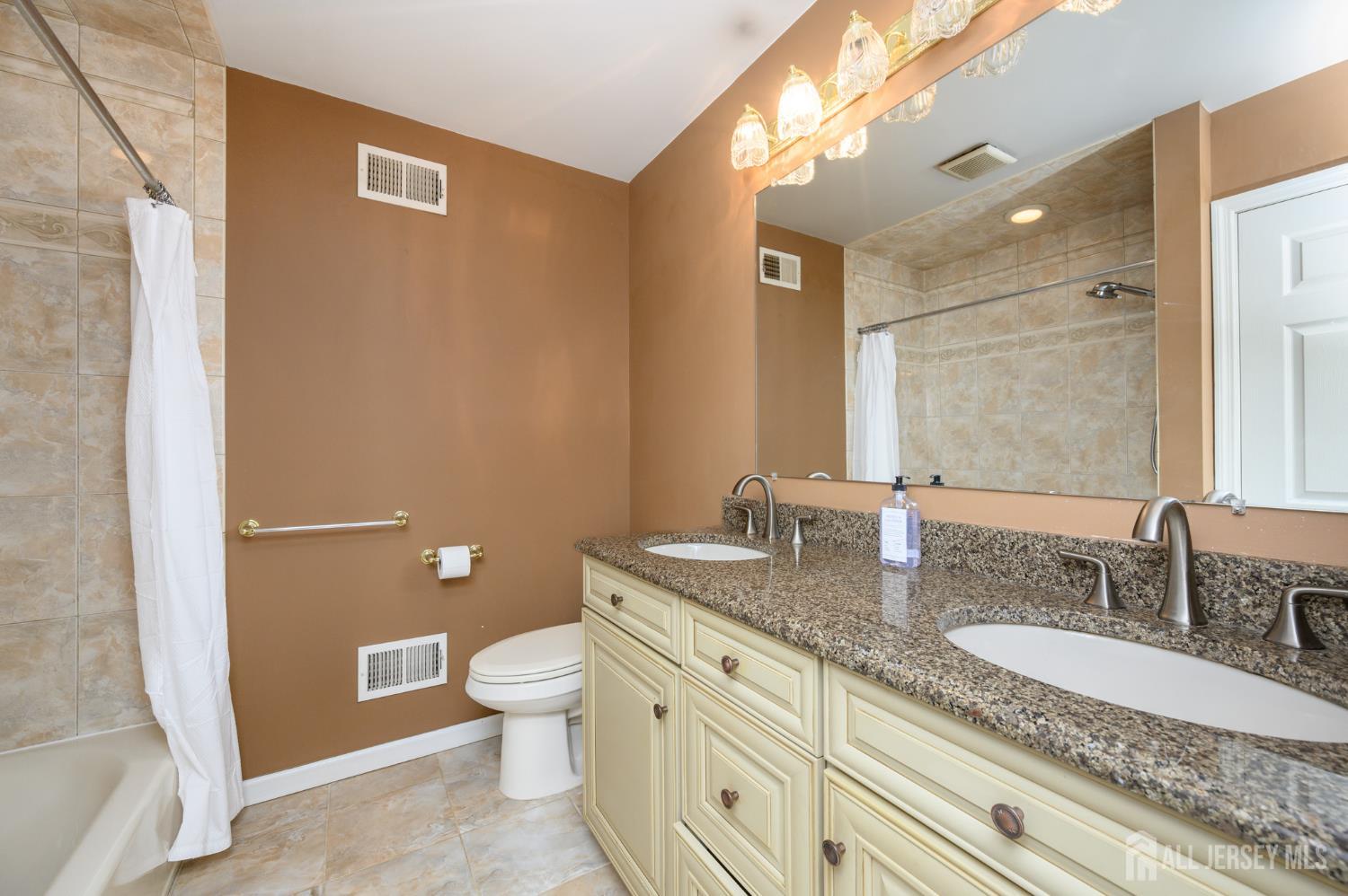 42 Highview Road East Brunswick NJ 08816