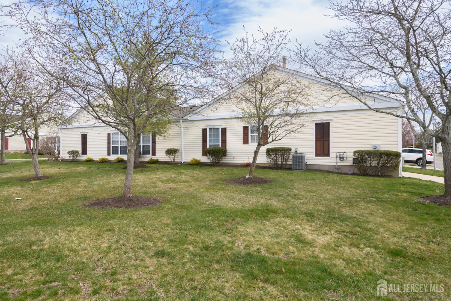 467 Bluebird Drive Monroe NJ 08831