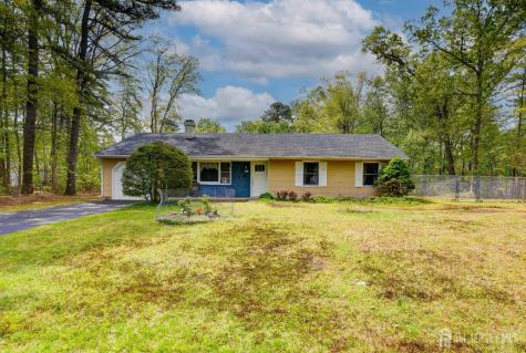 61 Avenue I Avenue Monroe NJ 08831