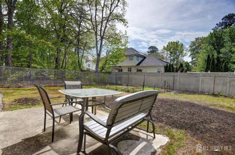 61 Avenue I Avenue Monroe NJ 08831