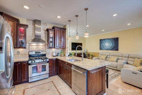 6 Fordham Court South Brunswick NJ 08824