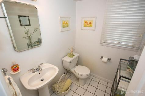 4 Wilmot Road Sayreville NJ 08872