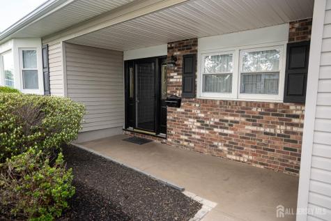 4 Wilmot Road Sayreville NJ 08872