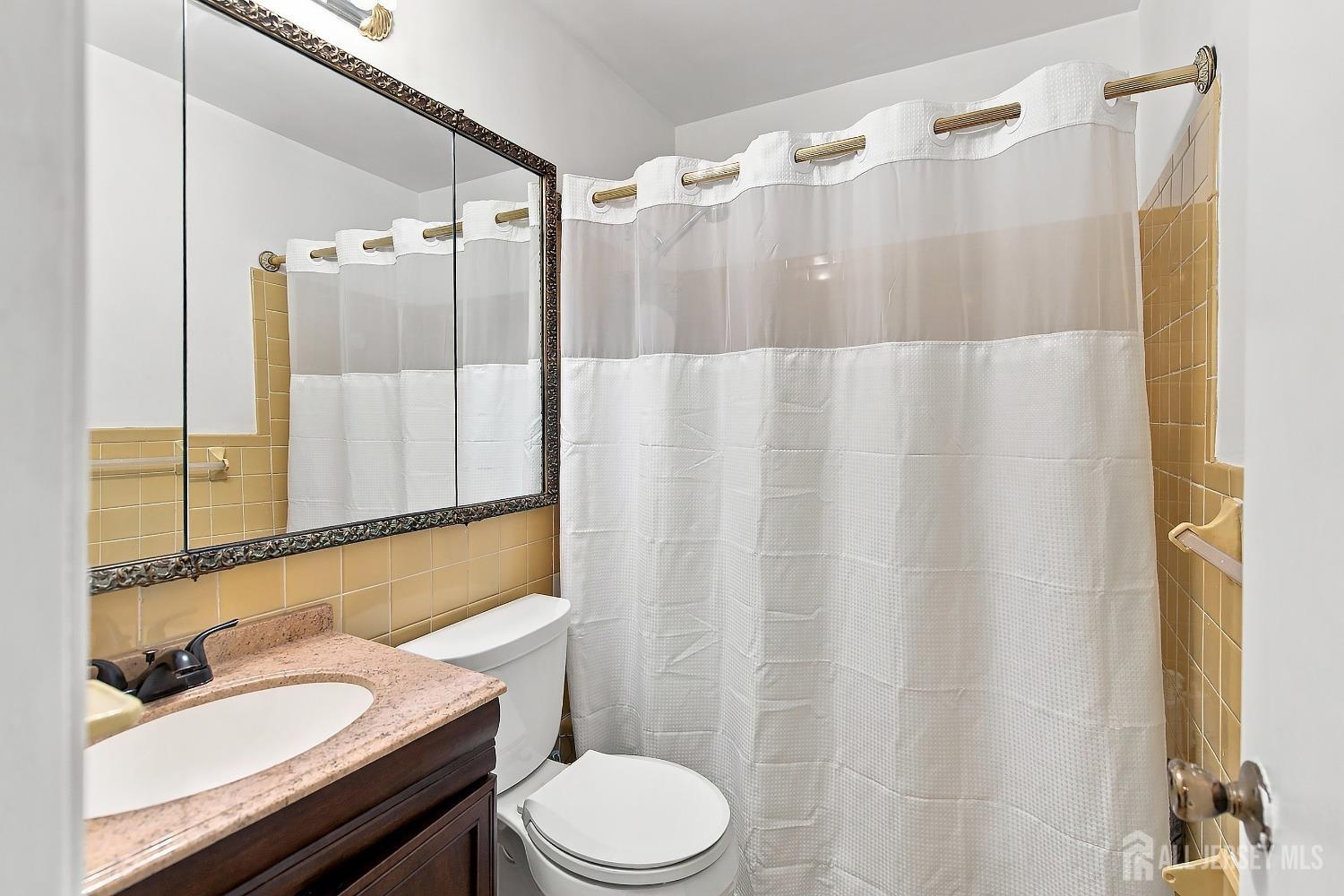 921 Robin Road Hillsborough NJ 08844