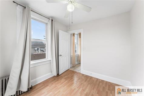 61 Jackson Street South River NJ 08882