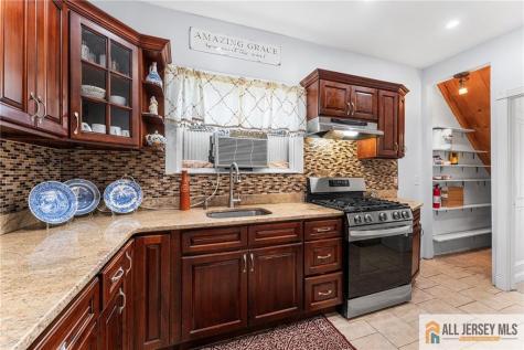61 Jackson Street South River NJ 08882