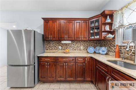 61 Jackson Street South River NJ 08882