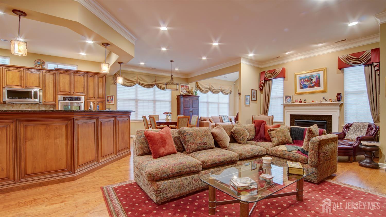 2 Troon Court Monroe NJ 08831