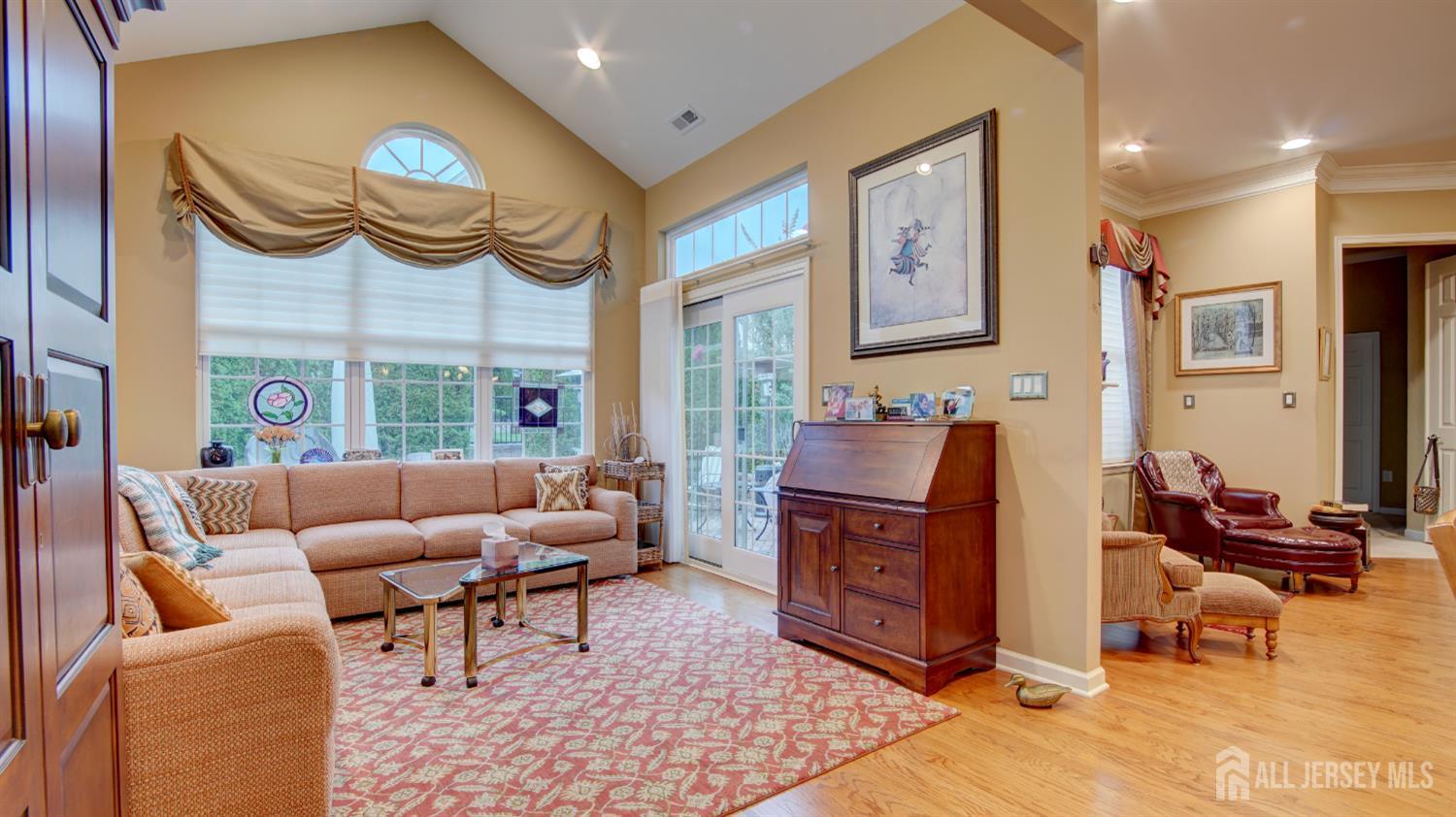 2 Troon Court Monroe NJ 08831