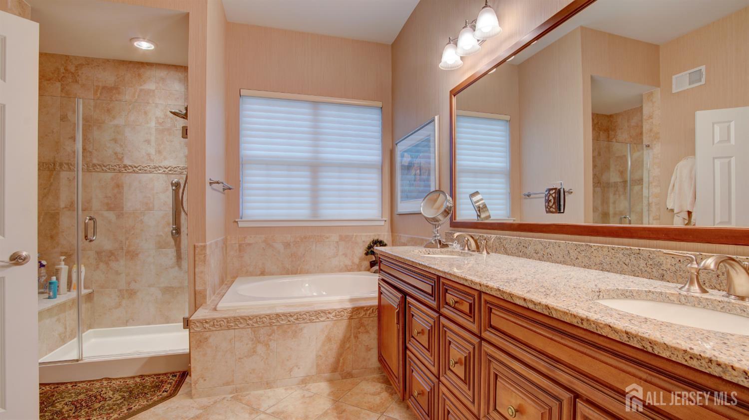 2 Troon Court Monroe NJ 08831