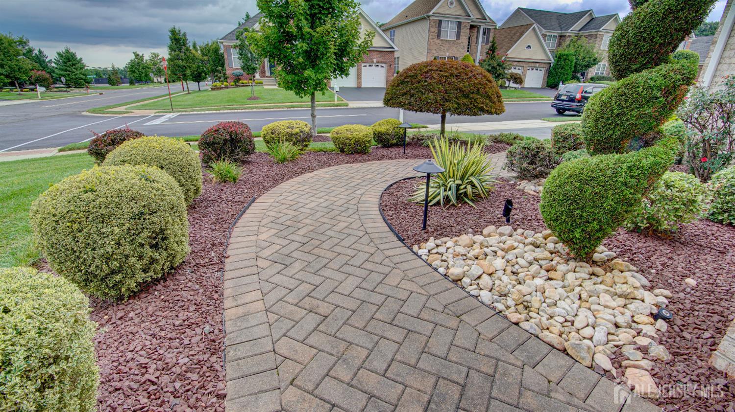 2 Troon Court Monroe NJ 08831