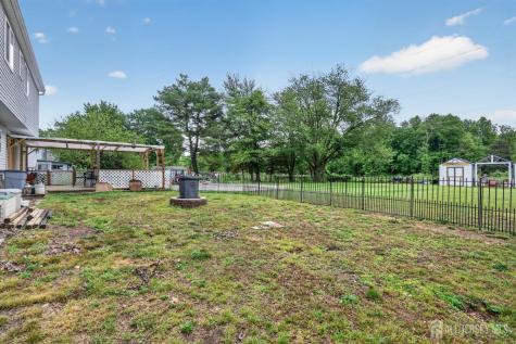 100 Coachman Drive Florence NJ 08505