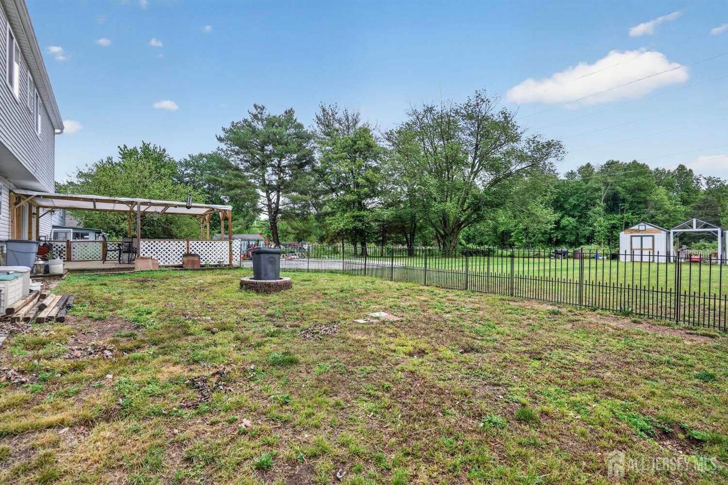 100 Coachman Drive Florence NJ 08505