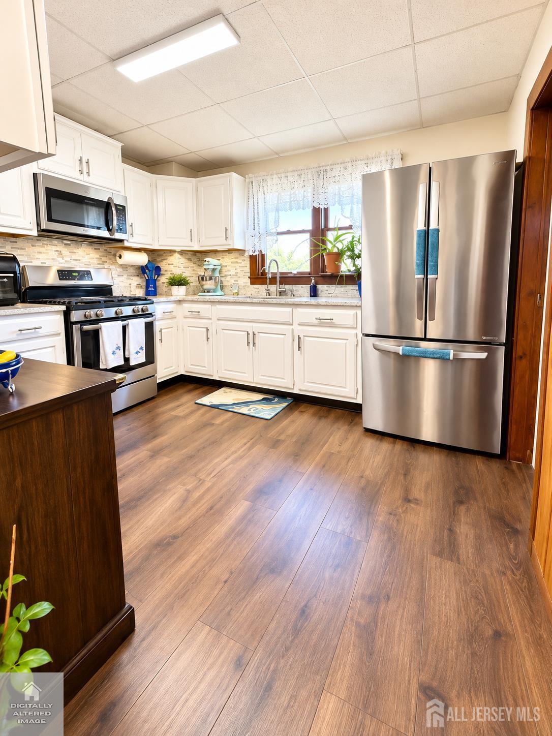 296 Sutton Street Perth Amboy NJ 08861