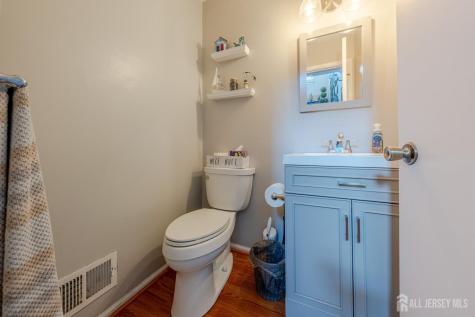 97 Brookview Circle Jamesburg NJ 08831