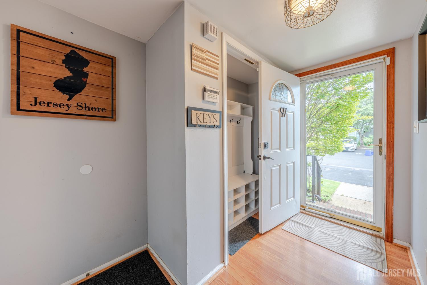 97 Brookview Circle Jamesburg NJ 08831