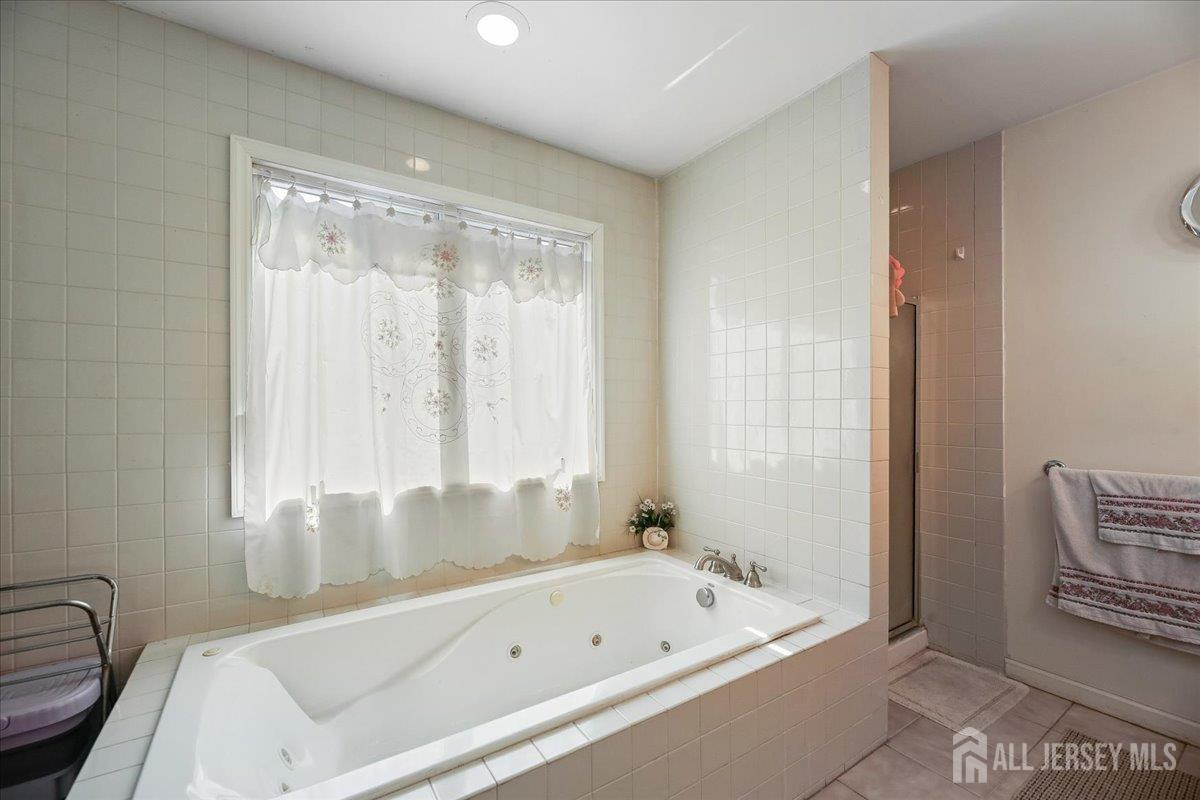439 Fairview Avenue Colonia NJ 07067