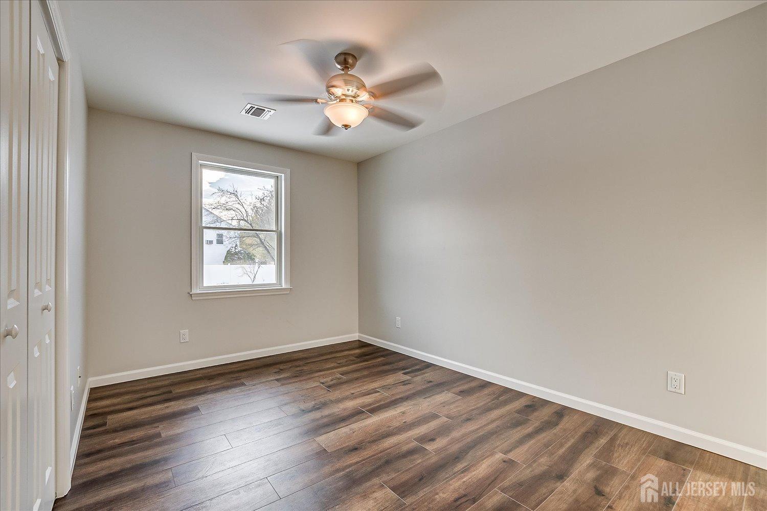 83 Sagamore Avenue Edison NJ 08820