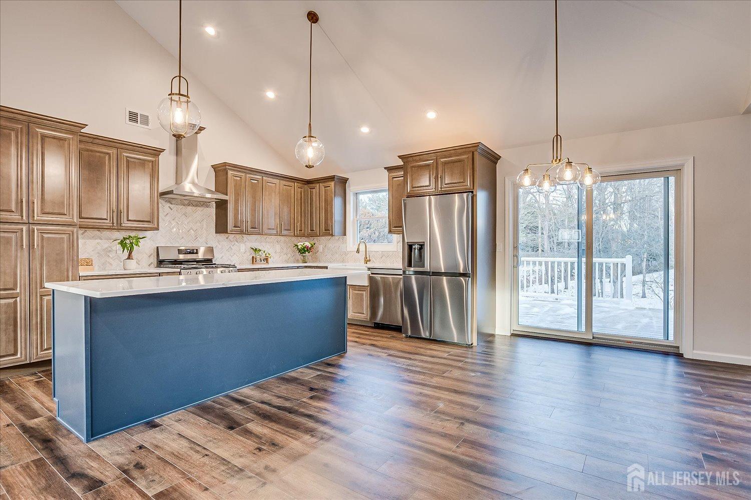 83 Sagamore Avenue Edison NJ 08820
