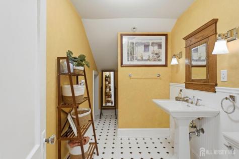 235 Hazel Avenue Garwood NJ 07027