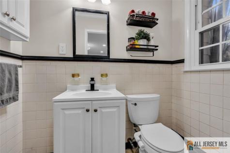 5 Travis Court Monroe NJ 08831