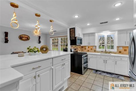 5 Travis Court Monroe NJ 08831