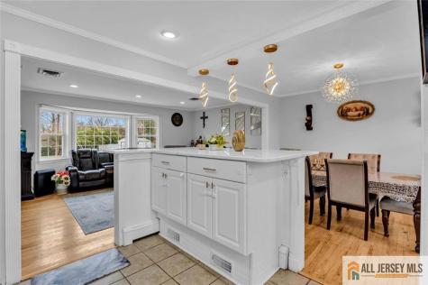 5 Travis Court Monroe NJ 08831