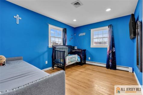 5 Travis Court Monroe NJ 08831