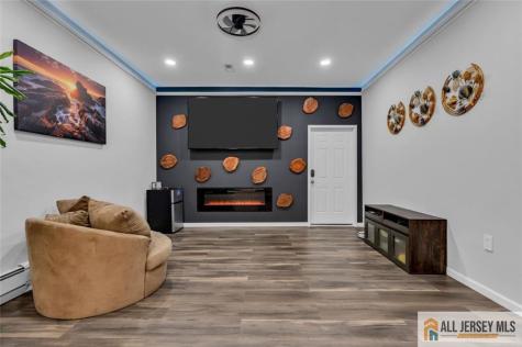 5 Travis Court Monroe NJ 08831