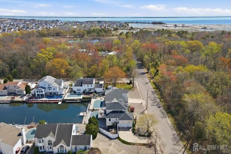 67 Anchorage Boulevard Bayville NJ 08721