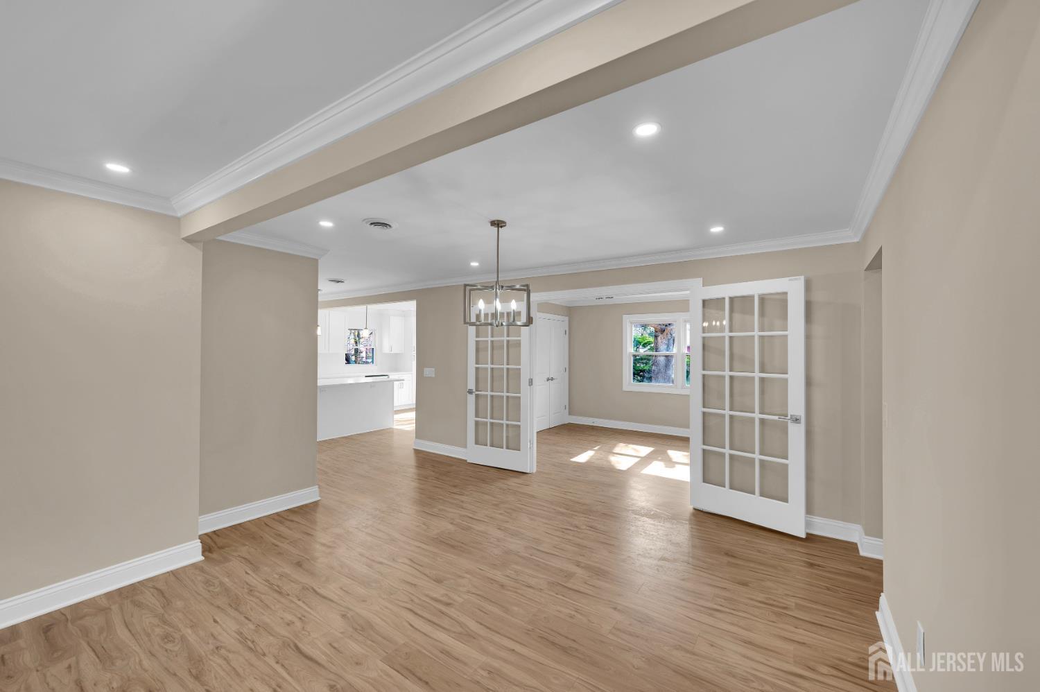 3 Pembroke Lane Toms River NJ 08757