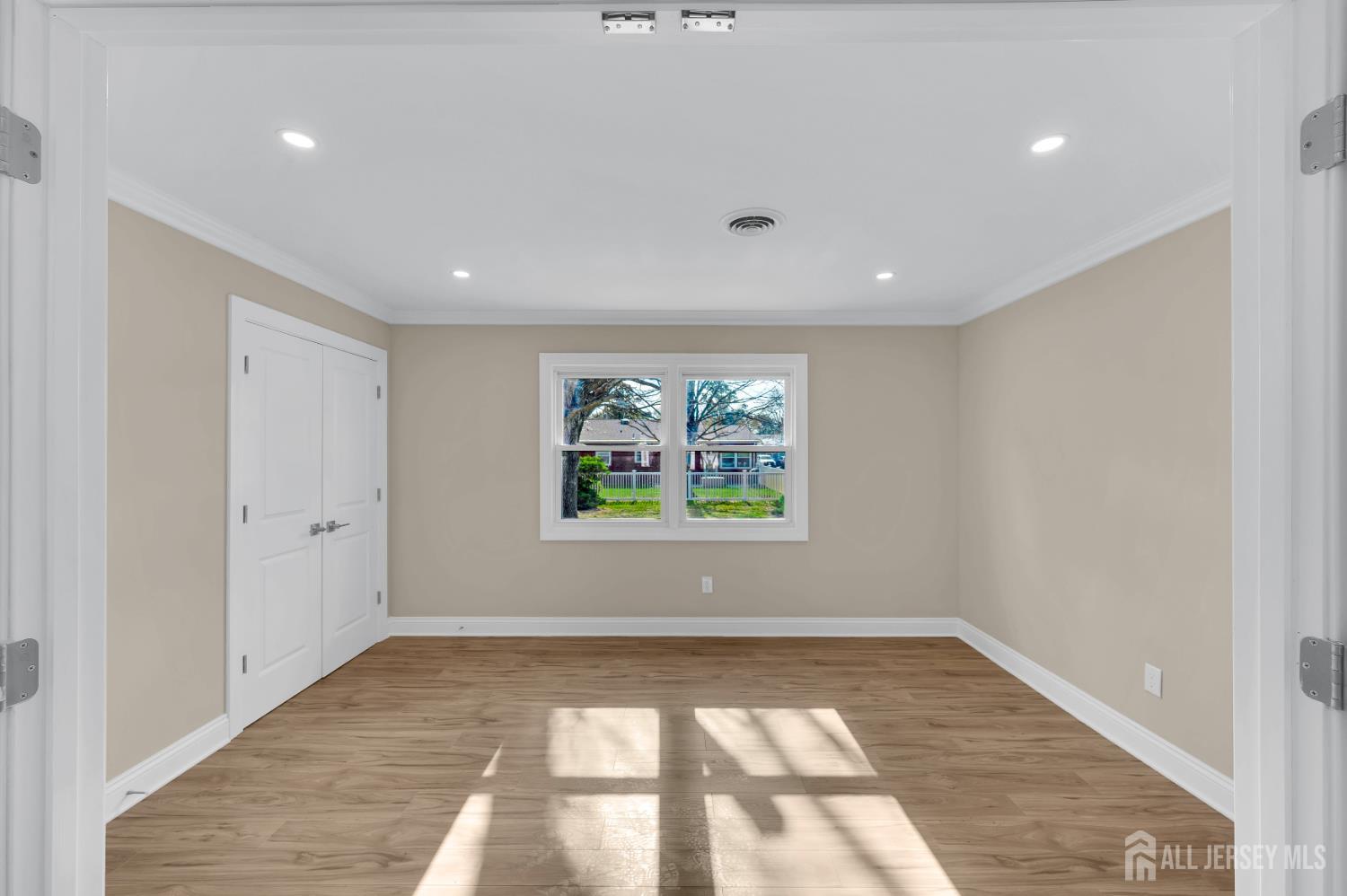 3 Pembroke Lane Toms River NJ 08757