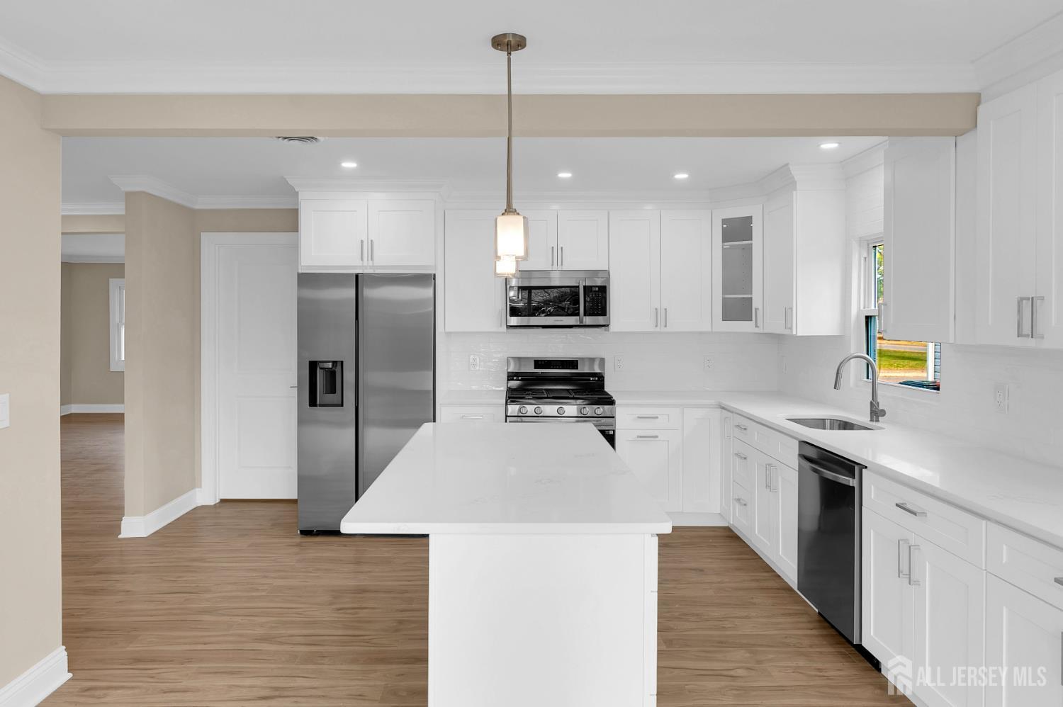3 Pembroke Lane Toms River NJ 08757
