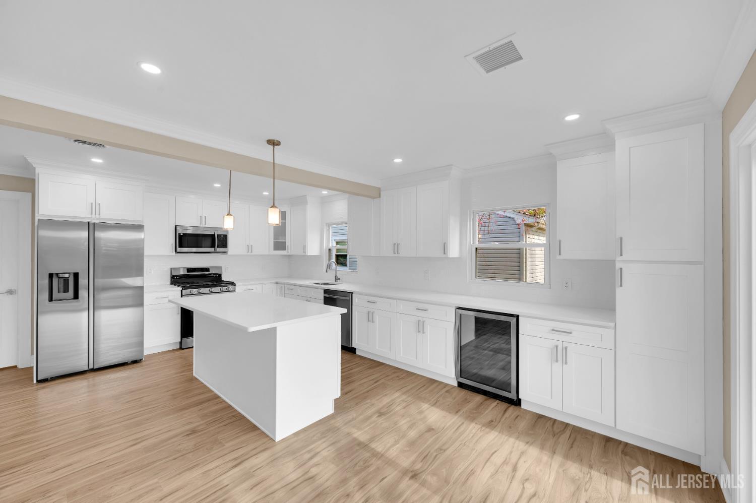 3 Pembroke Lane Toms River NJ 08757