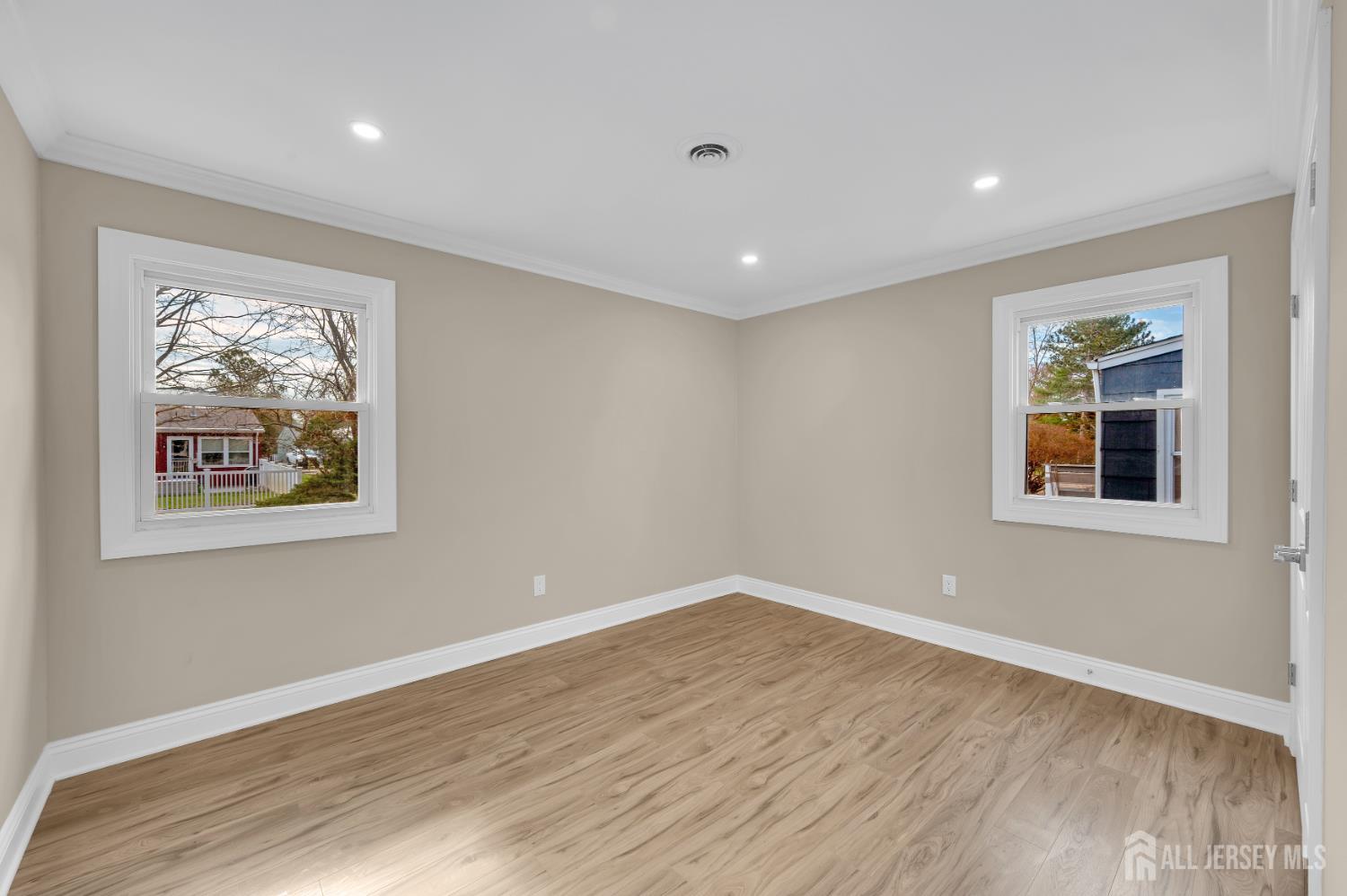 3 Pembroke Lane Toms River NJ 08757