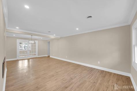 3 Pembroke Lane Toms River NJ 08757