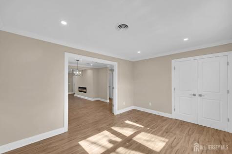 3 Pembroke Lane Toms River NJ 08757