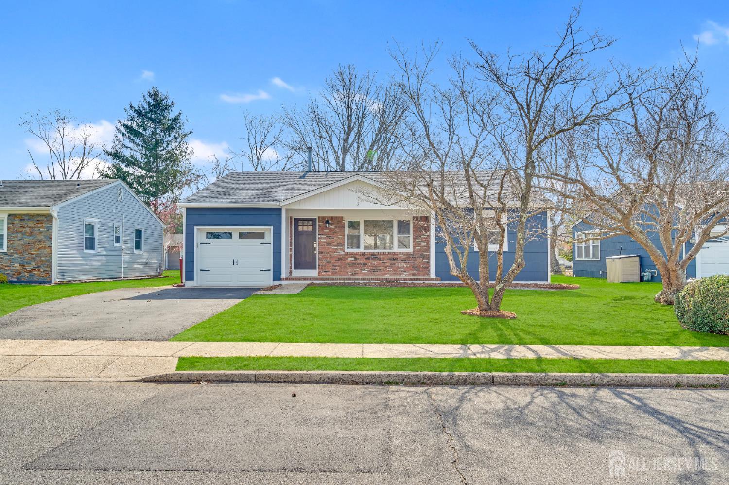 3 Pembroke Lane Toms River NJ 08757