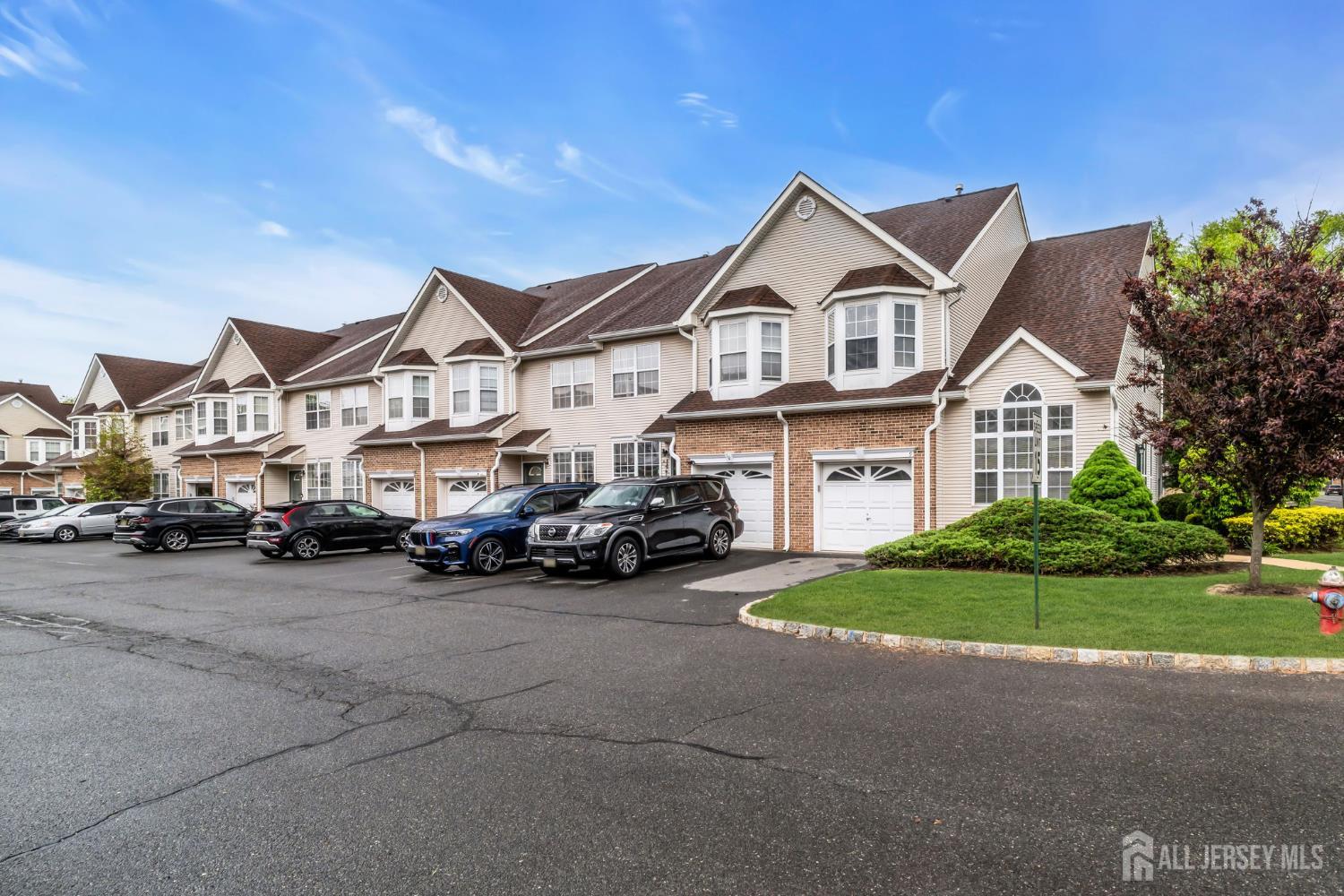 9 N Stallion Court Franklin Twsp NJ 08873