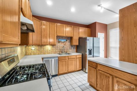 9 N Stallion Court Franklin Twsp NJ 08873