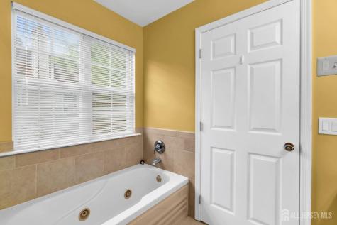9 N Stallion Court Franklin Twsp NJ 08873