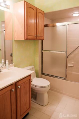 40 Sherwood Drive Monroe NJ 08831