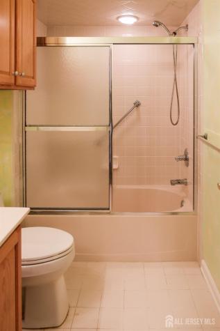 40 Sherwood Drive Monroe NJ 08831