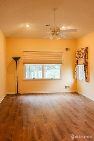 40 Sherwood Drive Monroe NJ 08831