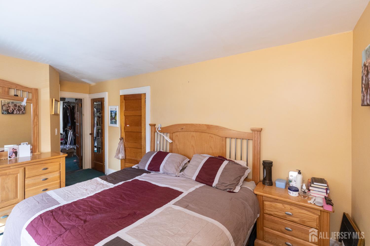 15 N 6th Avenue N Highland Park NJ 08904