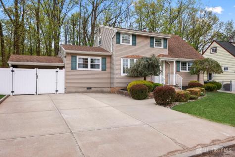 17 Clembil Court Hopelawn NJ 08861